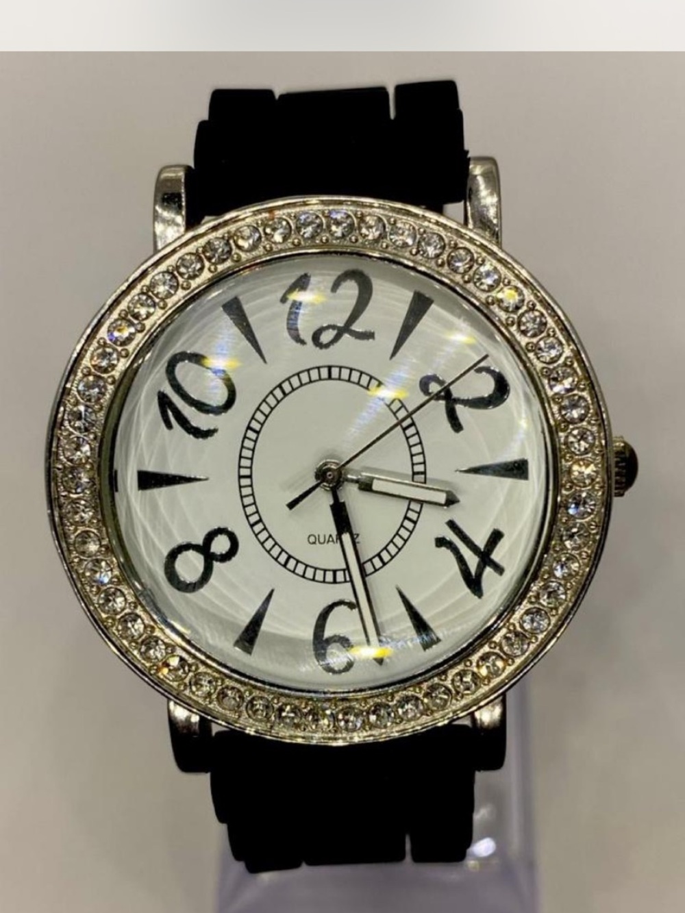 Iced *** Crystal Bezel ^^^ Silicone  Black Strap  Watch *^*